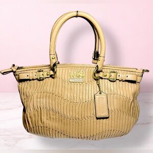 COACH Sophia - Neutral Beige - Leather Gathered / Pleated Purse | SO SOFT! ☁️